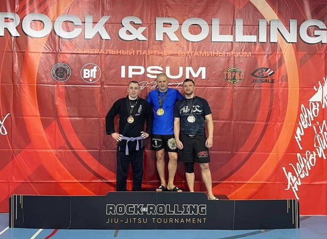Валерий Смирнов завоевал две золотые медали на Всероссийском турнире по джиу-джитсу фото 2