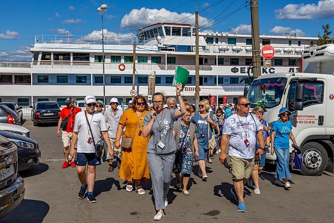 С начала турсезона Кинешма приняла 200 круизных теплоходов фото 2