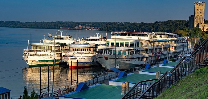 С начала турсезона Кинешма приняла 200 круизных теплоходов фото 9