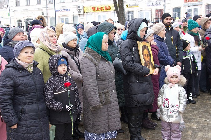 В Кинешме прошел крестный ход в честь праздника иконы Божией матери «Казанская» фото 7