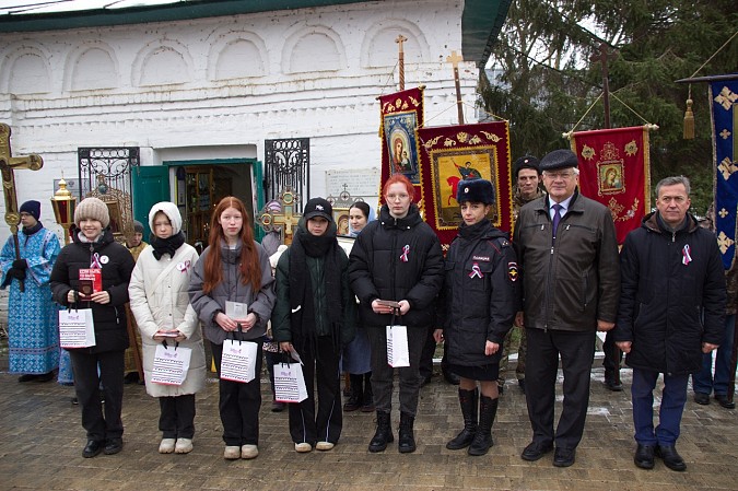 В День народного единства молодым кинешемцам вручены паспорта фото 2