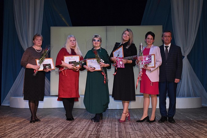 В Кинешме продолжается приём документов на вручение премии «Талант материнства» фото 2