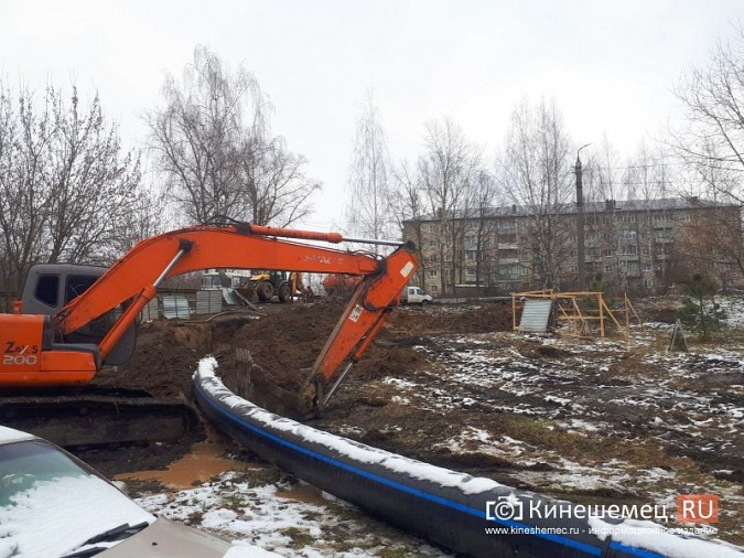 В Озерках продолжается прокладка канализационного коллектора к новым очистным фото 2