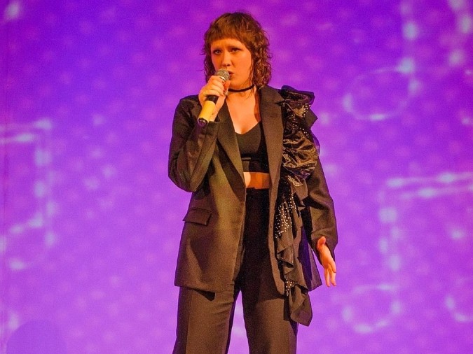 Вокалистка студии «Камертон» Дарья Гришина едет на конкурс «Звезда-2025» фото 2