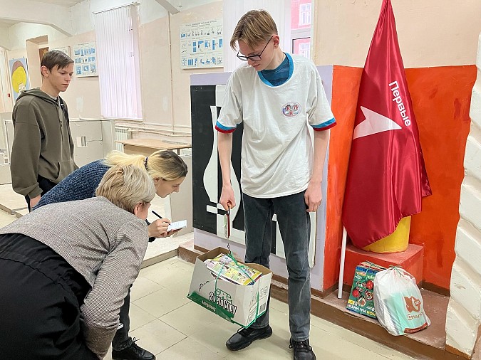 Студенты Кинешемского политехнического колледжа собрали 500 кг макулатуры фото 6