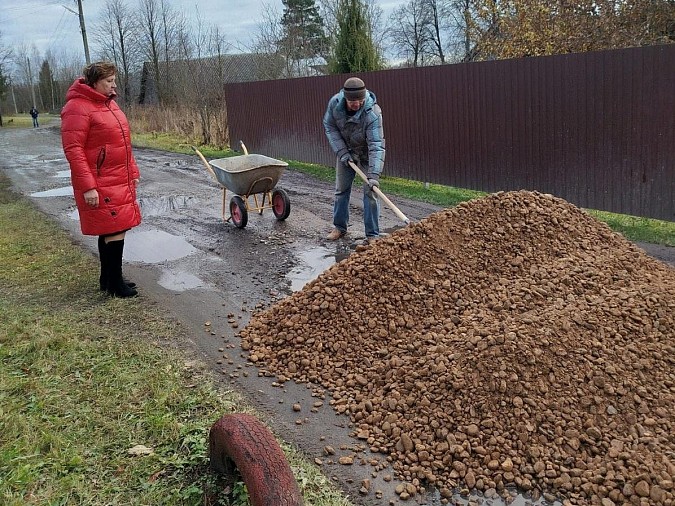 На подсыпку дорог в Кинешемском районе дополнительно выделено 330 тонн щебня фото 4