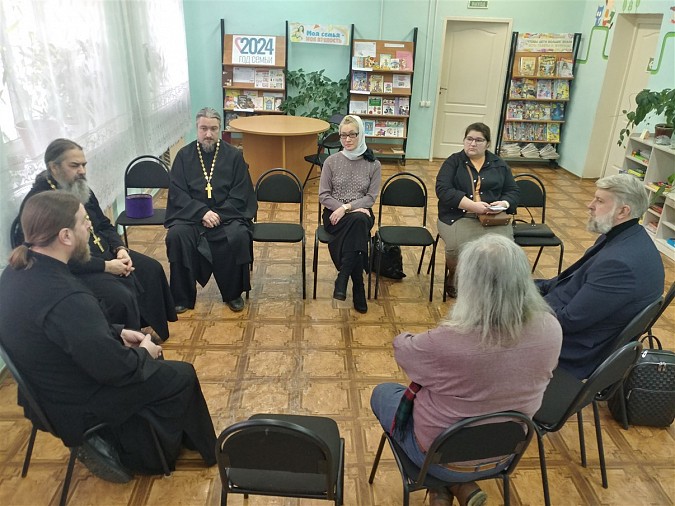 В Кинешме прошли юбилейные Рождественские епархиальные чтения фото 11