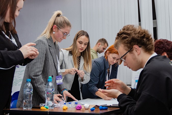 Молодежь Кинешмы приняла участие в региональном Форуме «Олимп» фото 6