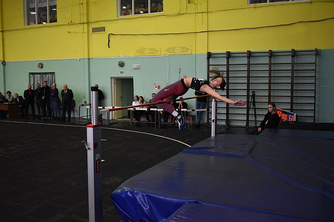 В Кинешме прошли традиционные соревнования по прыжкам в высоту «Покорение Эвереста» фото 4
