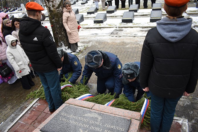 В Кинешме в День Неизвестного солдата прошли памятные мероприятия фото 5