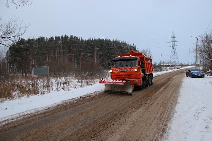 На улицах Кинешмы работает техника УГХ фото 3