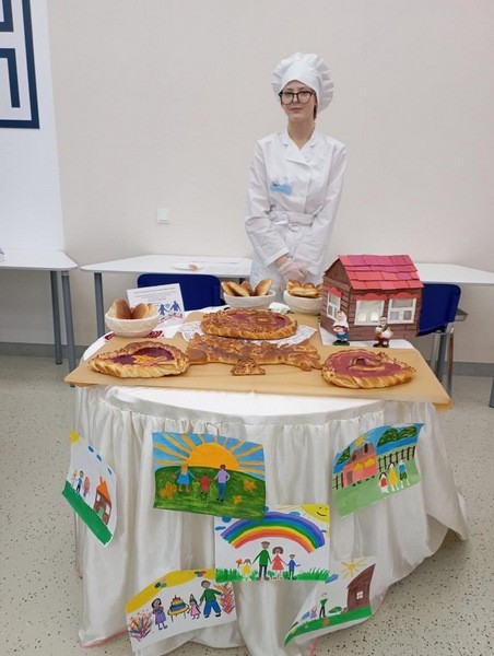 Торт и пироги кинешемских студентов впечатлили экспертов межрегионального фестиваля фото 3