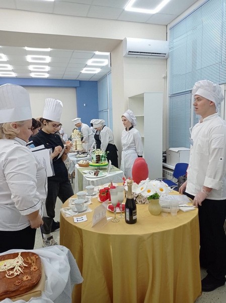 Торт и пироги кинешемских студентов впечатлили экспертов межрегионального фестиваля фото 8