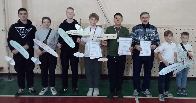 Кинешемское авиамоделисты - призёры межмуниципальных соревнований фото 2