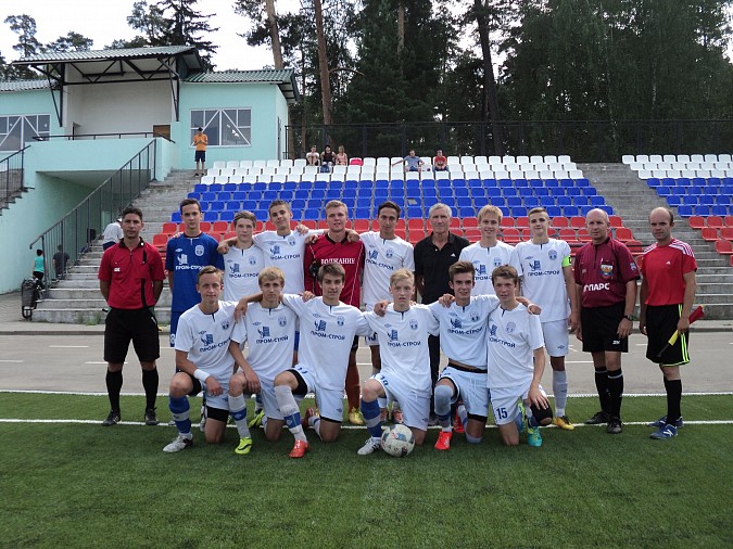 Известный кинешемский тренер Владимир Ярославцев отмечает юбилей фото 8