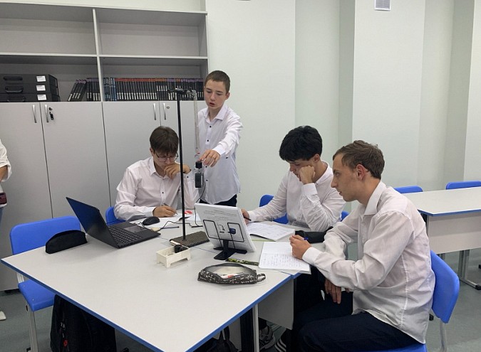 Садики, школы, поликлиники: в 2024 году в Кинешме продолжилось преображение учреждений соцсферы фото 10