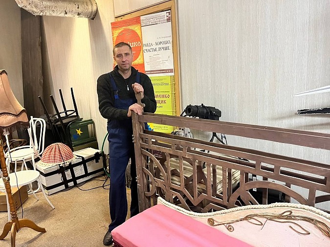 Закулисье нового спектакля Кинешемского театра «Одесские грёзы. День из жизни артиста Мартынова» фото 3