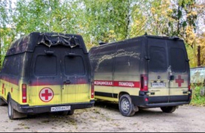 Выгорел весь автопарк санавиации Ивановской областной больницы фото 3