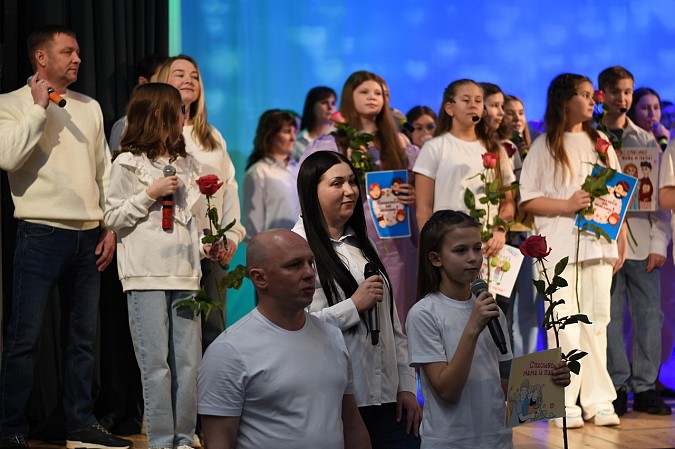 В Кинешме большим и красивым концертом завершили Год Семьи фото 9