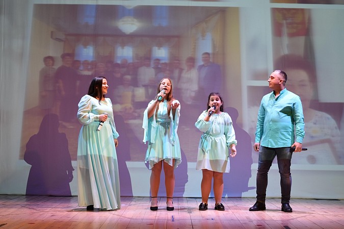 В Кинешме большим и красивым концертом завершили Год Семьи фото 10