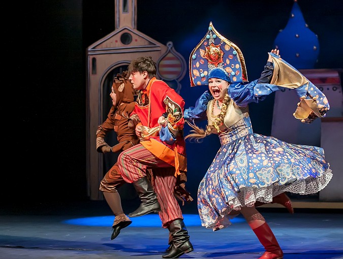 В Кинешемском театре состоялась премьера сказки «Конёк-Горбунок» фото 5