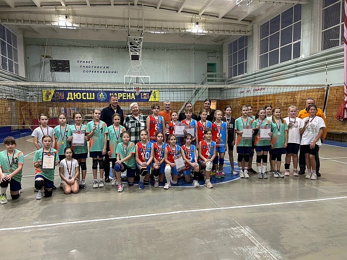 В Кинешме прошло открытое первенство спортивной школы «Арена» по волейболу фото 8