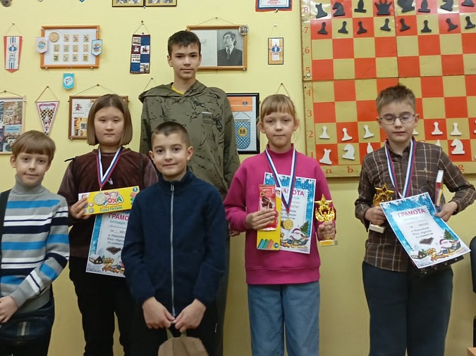В Кинешме состоялся новогодний блиц-турнир по шахматам фото 4