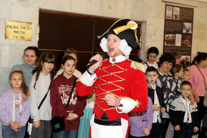 В Кинешемском театре состоялась благотворительная елка фото 4