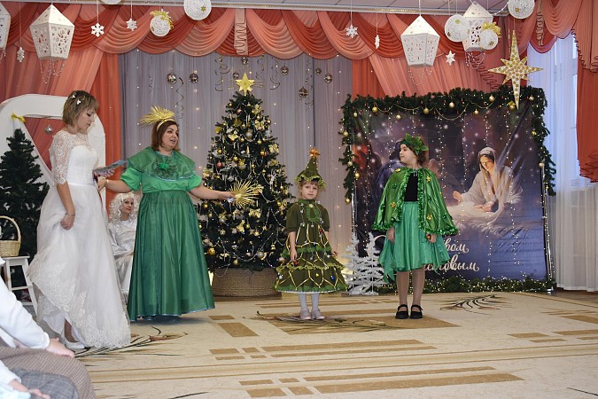 В Кинешме состоялся детский фестиваль «Рождества волшебные мгновения» фото 4