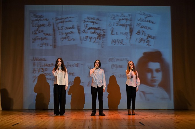 В Кинешме состоялся концерт-реквием «Блокадной вечности страницы» фото 2