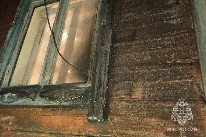 В ночь на 2 февраля в Заволжске подожгли жилой дом фото 3