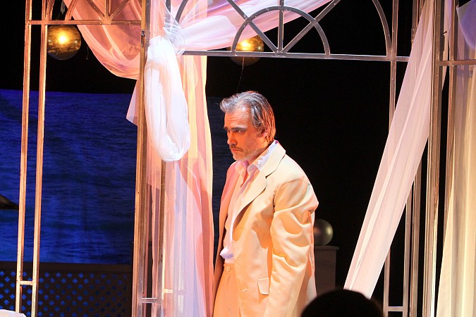 Кинешемский театр представил на большой сцене спектакль о великом актере Мартынове фото 13