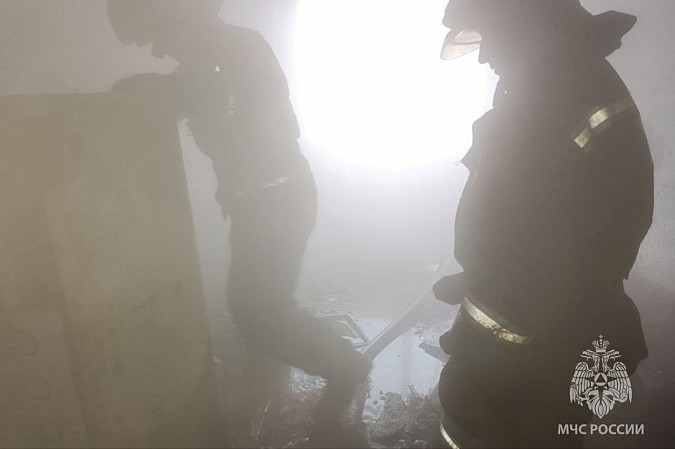 Двое мужчин погибли при пожаре в кинешемском общежитии фото 4