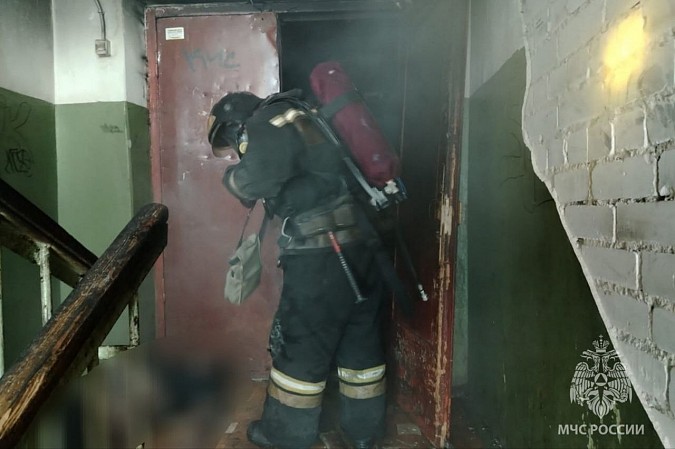 Двое мужчин погибли при пожаре в кинешемском общежитии фото 6