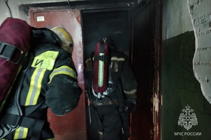 Двое мужчин погибли при пожаре в кинешемском общежитии фото 5