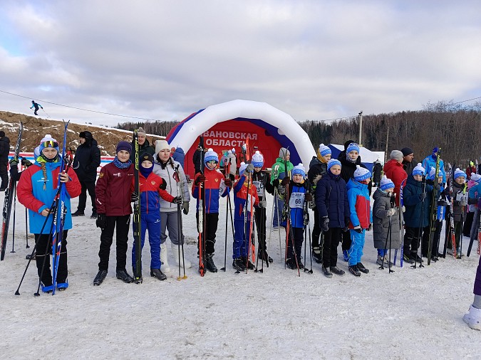 Кинешемцы стали призерами и победителями «Лыжни России 2025» фото 5