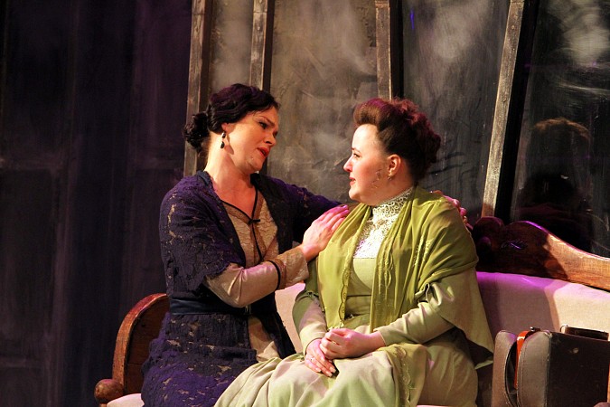 С большим зрительским успехом прошли обменные гастроли Кинешемского и Кимрского театров фото 6