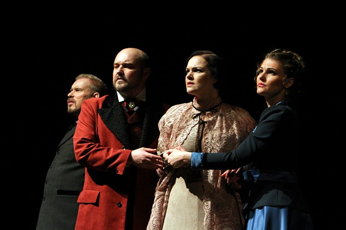 С большим зрительским успехом прошли обменные гастроли Кинешемского и Кимрского театров фото 11