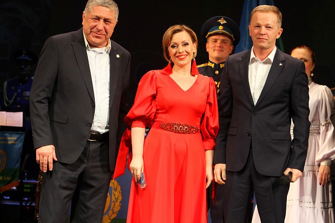 В Кинешме выступил легендарный Ансамбль песни и пляски ВДВ фото 42