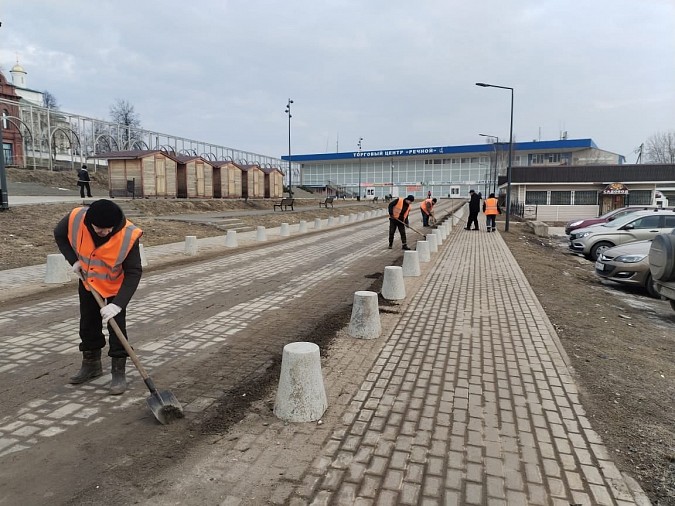 Улицы Кинешмы очищают от смета и песка фото 10