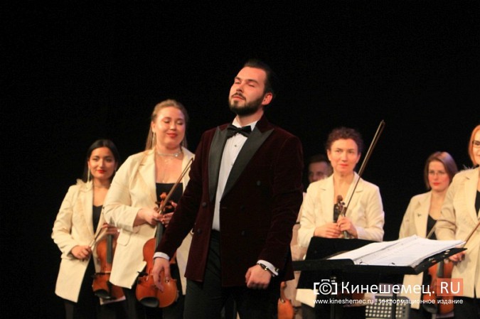 В Кинешемском театре прозвучали бессмертные мелодии Поля Мориа фото 8