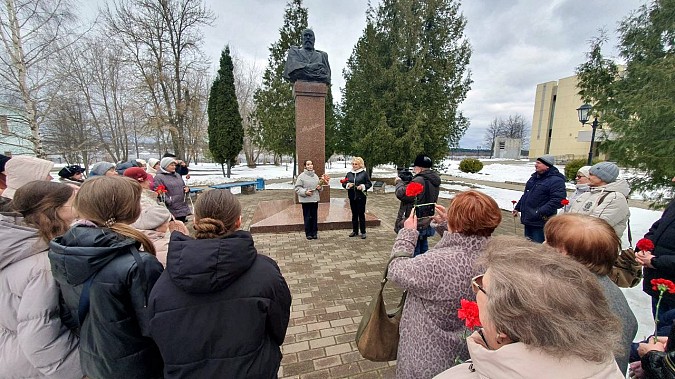 В Кинешме отметили 202-ю годовщину со дня рождения А.Н.Островского фото 2