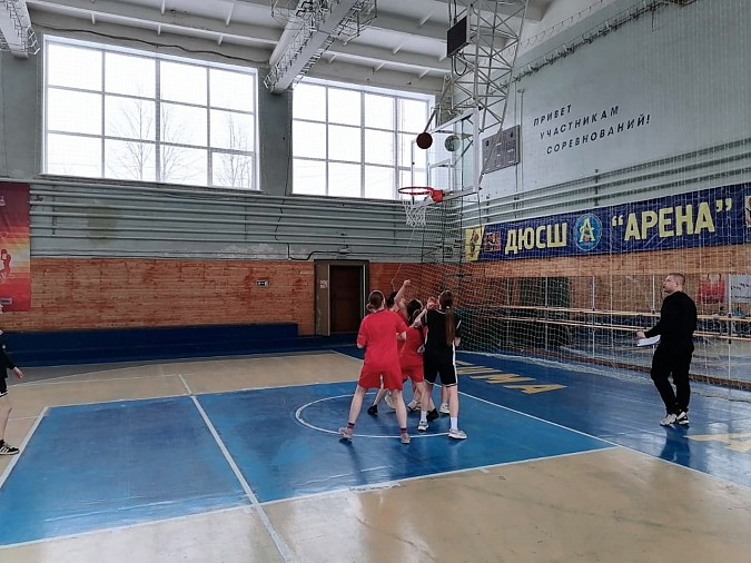 Студенты колледжей Кинешмы приняли участие соревнованиях по баскетболу 3×3 фото 7