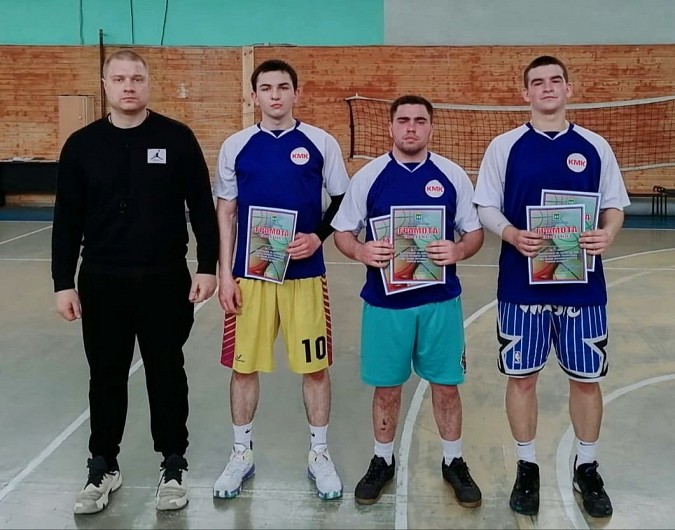 Студенты колледжей Кинешмы приняли участие соревнованиях по баскетболу 3×3 фото 4