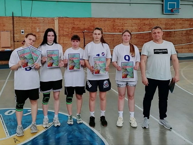 Студенты колледжей Кинешмы приняли участие соревнованиях по баскетболу 3×3 фото 9