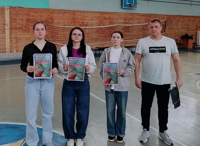 Студенты колледжей Кинешмы приняли участие соревнованиях по баскетболу 3×3 фото 8