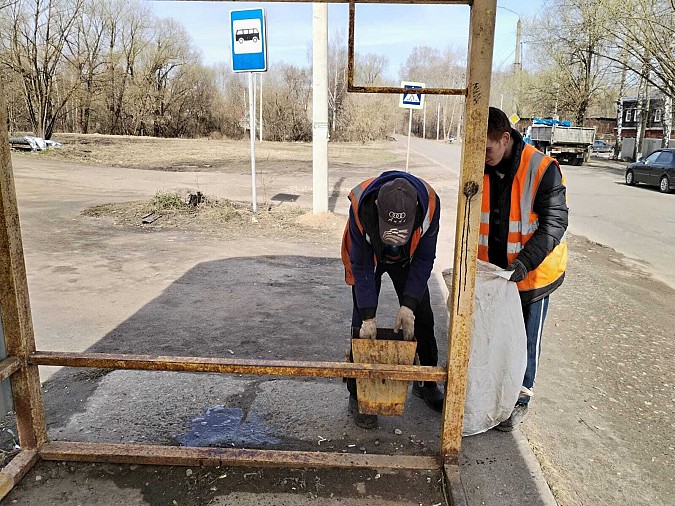 УГХ активно убирает Кинешму от смёта и мусора фото 5