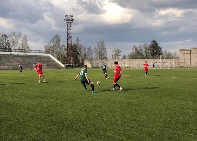 Футболисты «Волжанина» провели игры в Кубке Губернатора Ивановской области фото 3