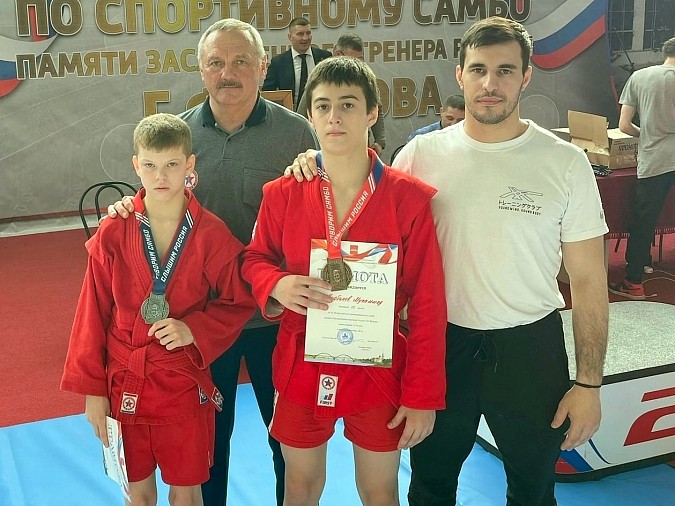 Кинешемцы стали призёрами Всероссийского турнира по самбо в Рыбинске фото 2