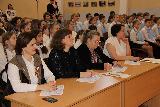 Гимназисты взяли Гран-при муниципального этапа Всероссийского фестиваля школьных хоров фото 7